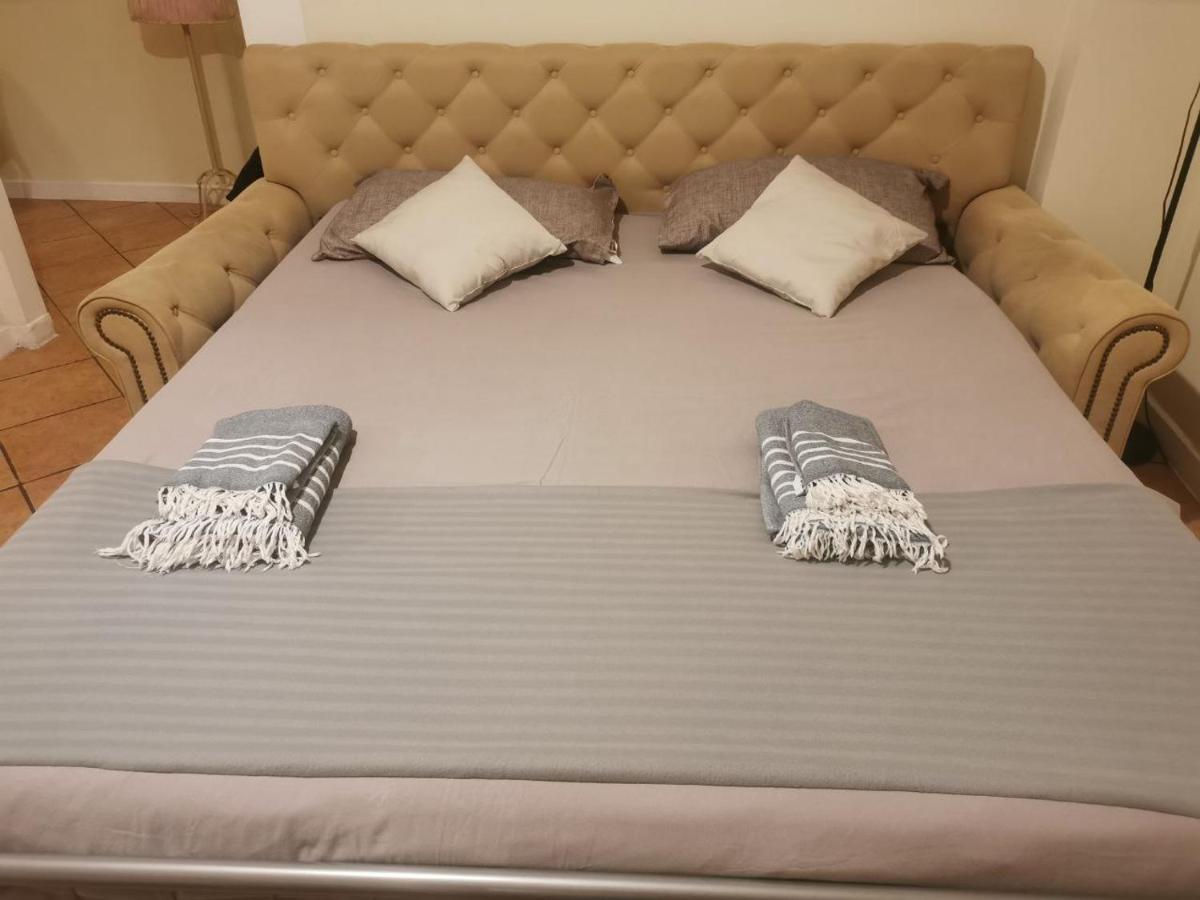 Domus Flavi Casa Vacanza Roma Esterno foto